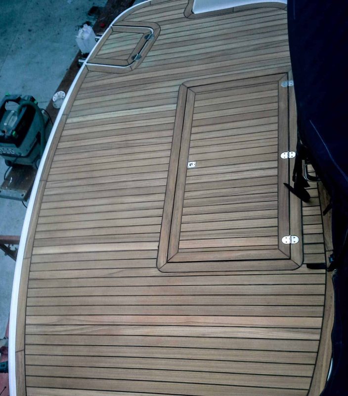 pontoon boat flooring